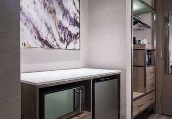 Ac By Marriott Boston Hotel 4*