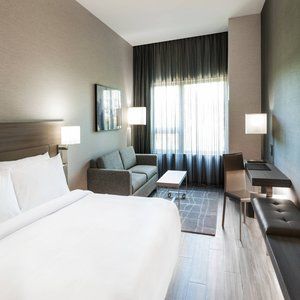 Hotel Ac Hotel By Marriott Boston Cambridge