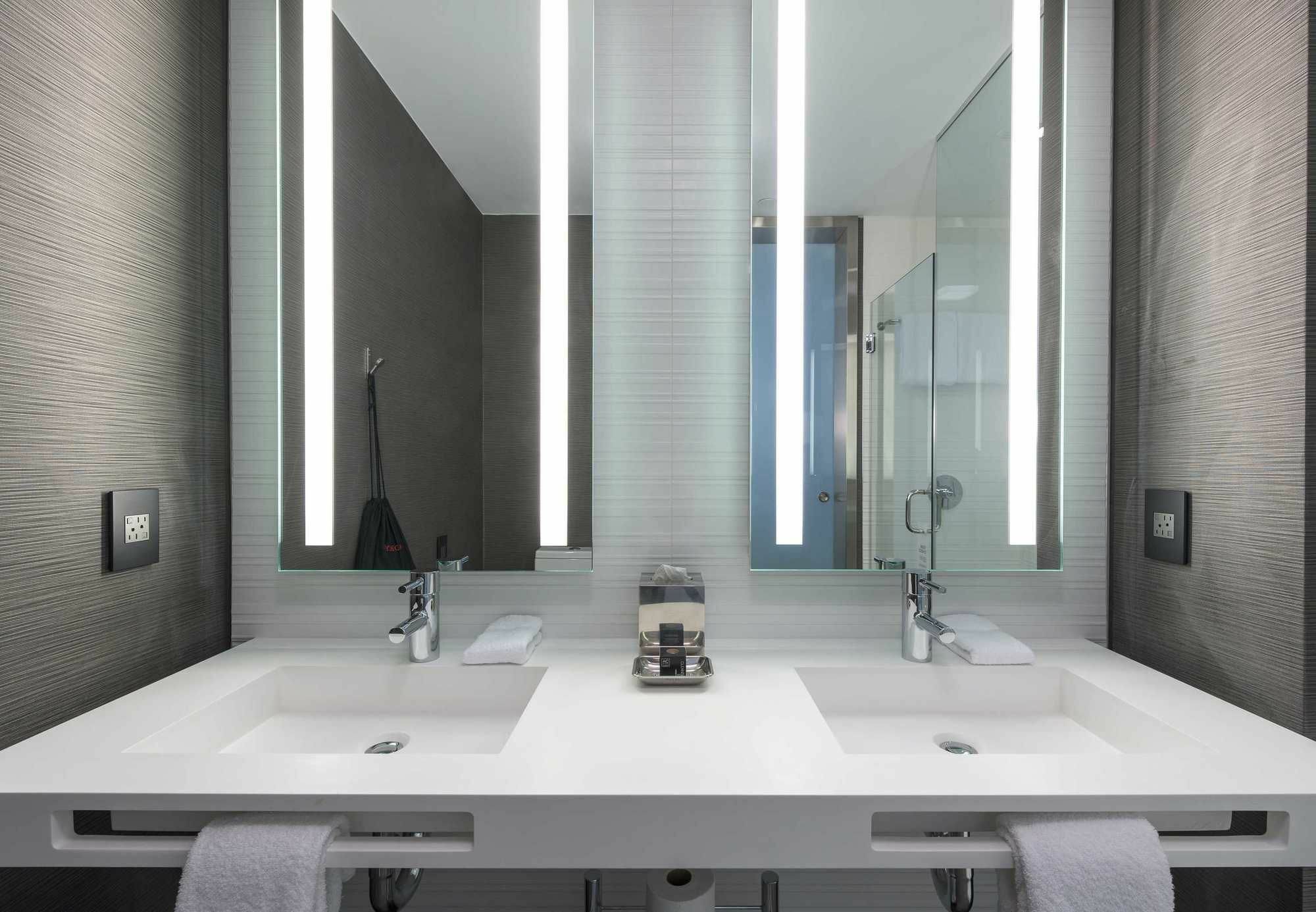 Ac By Marriott Boston Hotel 4*